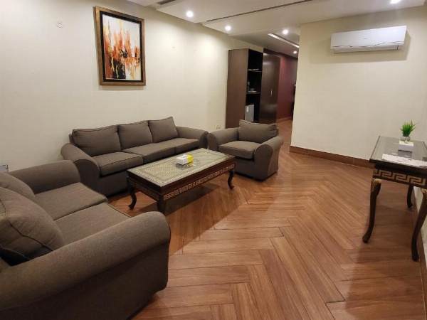 Grand Millennium Hotel image 48